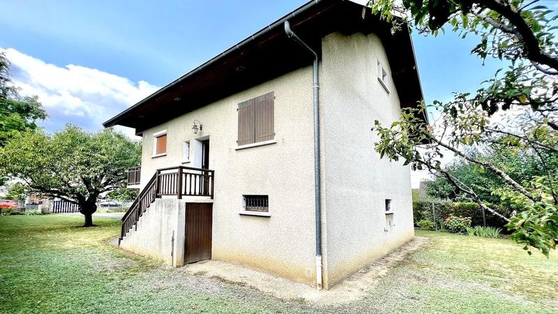 Maison - 132 m² - 8 pièces