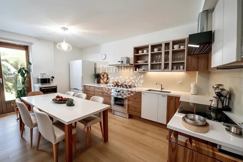 Appartement - 103 m² - 4 pièces