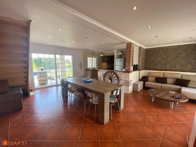 Maison - 148 m² - 5 pièces