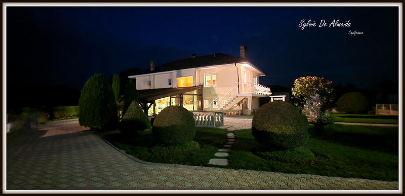 Maison - 206 m² - 6 pièces