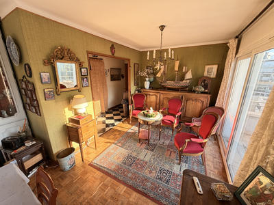 Appartement - 95 m² - 4 pièces