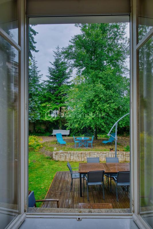 Maison de maîtres - 315 m² - 11 pièces