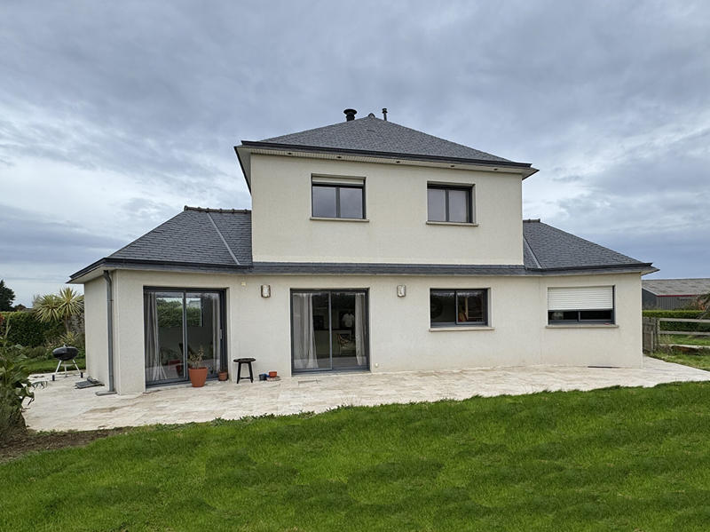 Maison - 114 m² - 6 pièces