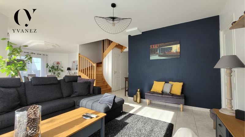 Maison - 143 m² - 7 pièces