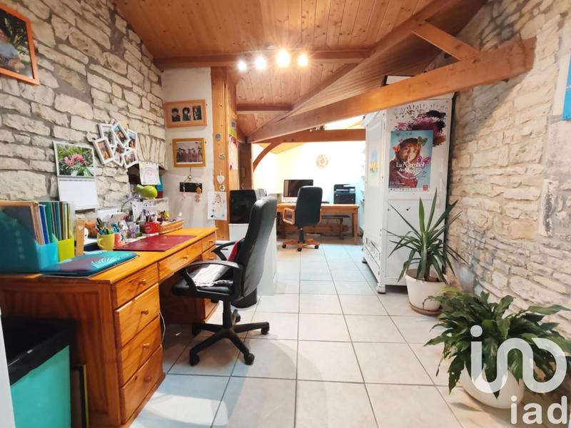 Maison - 239 m² - 9 pièces