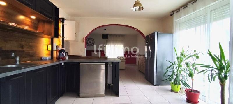 Maison - 254 m² - 10 pièces