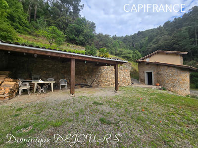 Maison - 137 m² - 4 pièces