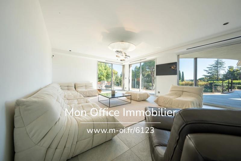 Maison d'architecte - 250 m² - 6 pièces