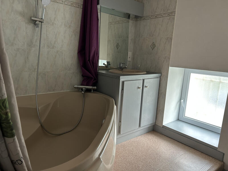 Maison - 140 m² - 5 pièces