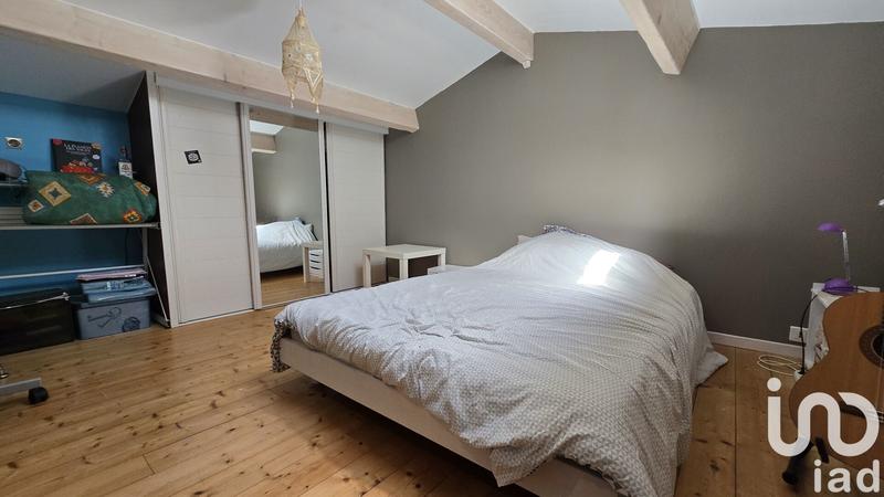 Maison - 203 m² - 6 pièces