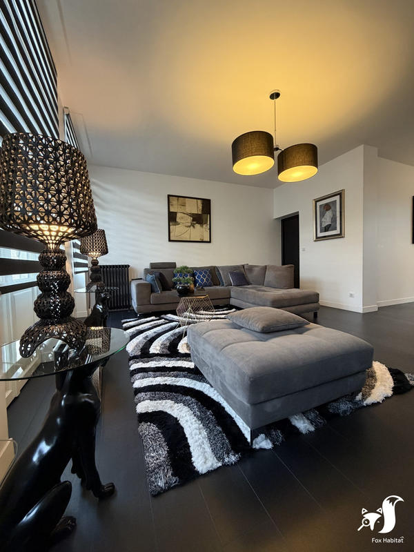 Maison - 170 m² - 1 pièce