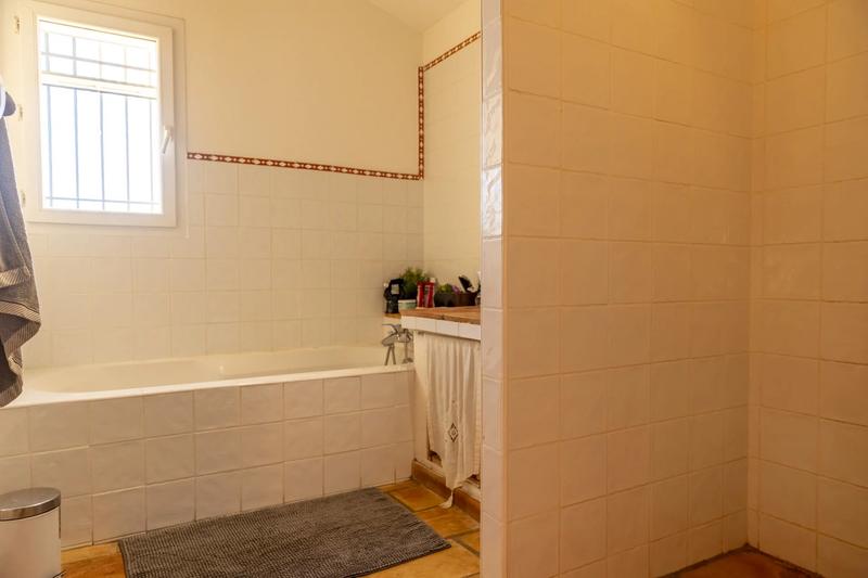 Villa - 137 m² - 6 pièces