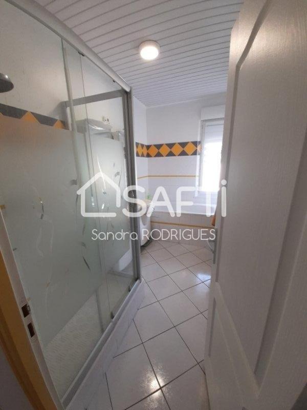 Maison - 295 m² - 9 pièces