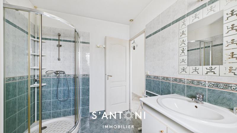 Maison - 106 m² - 4 pièces