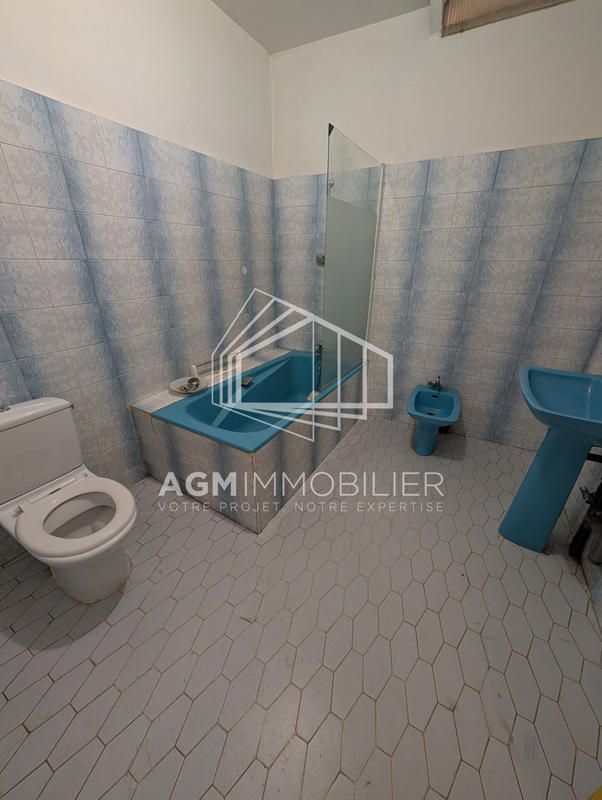 Maison - 191 m² - 3 pièces