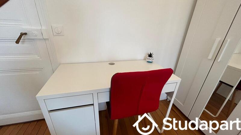 Chambre - 12 m² - 1 pièce