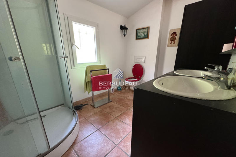 Propriété - 202 m² - 7 pièces