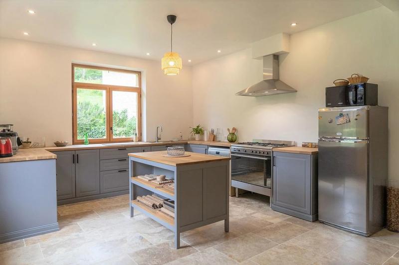 Moulin - 326 m² - 13 pièces