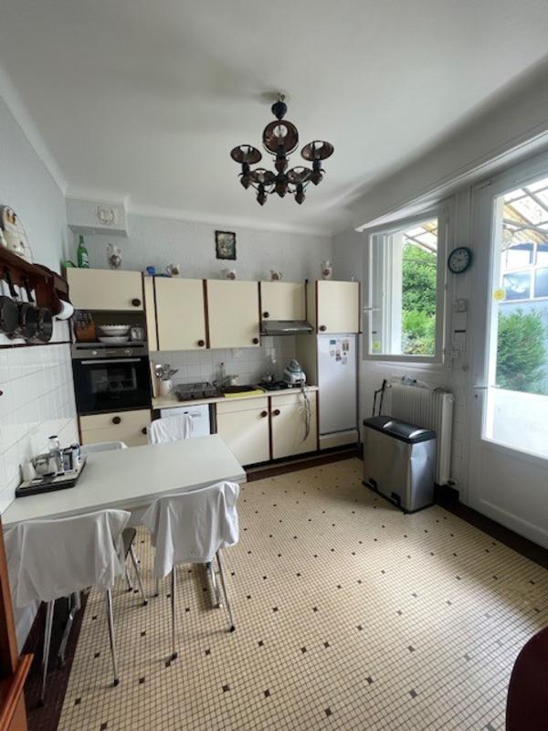 Maison - 150 m² - 10 pièces