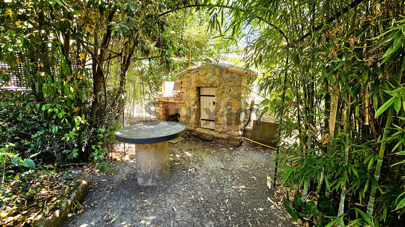 Maison - 186 m² - 7 pièces