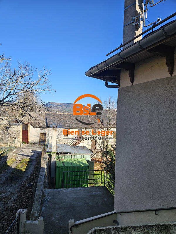 Appartement - 88 m² - 5 pièces