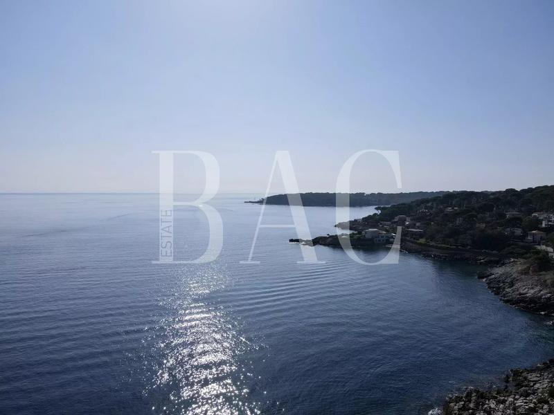 Villa - 250 m² - 7 pièces