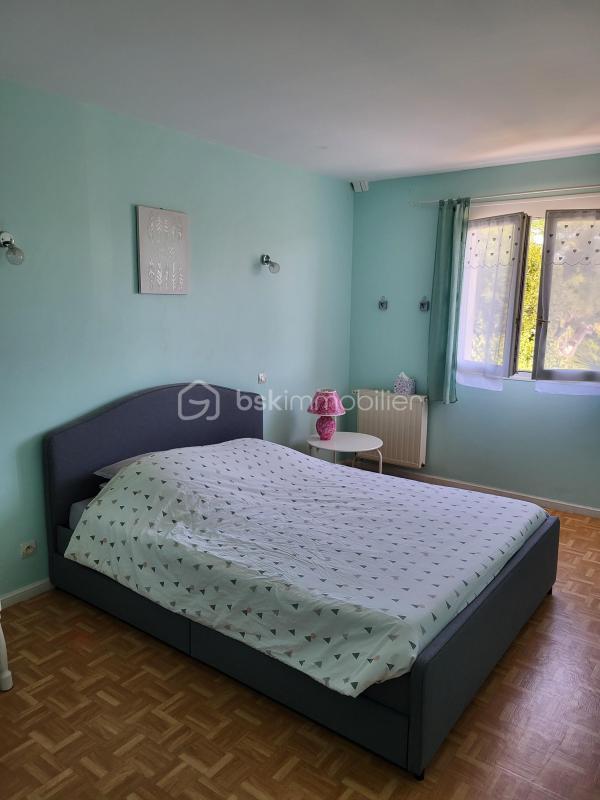 Maison - 450 m² - 19 pièces