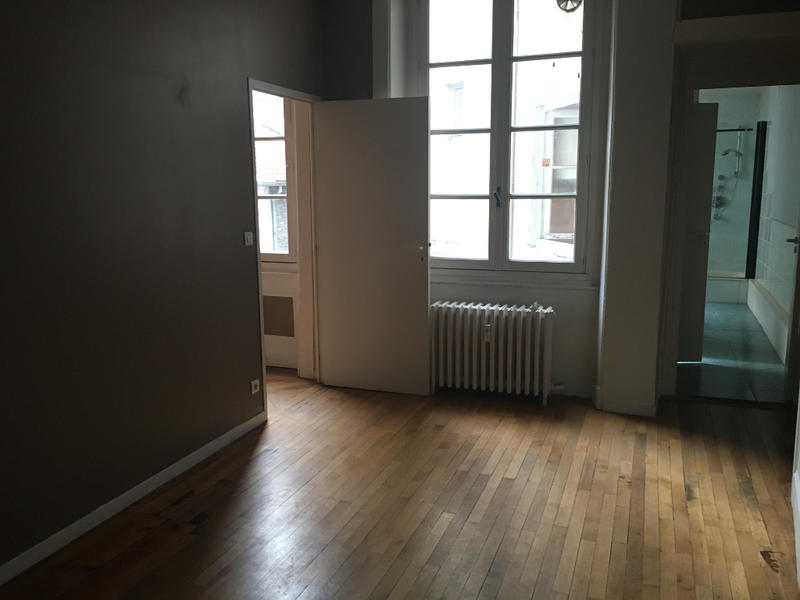 Appartement - 82 m² - 3 pièces