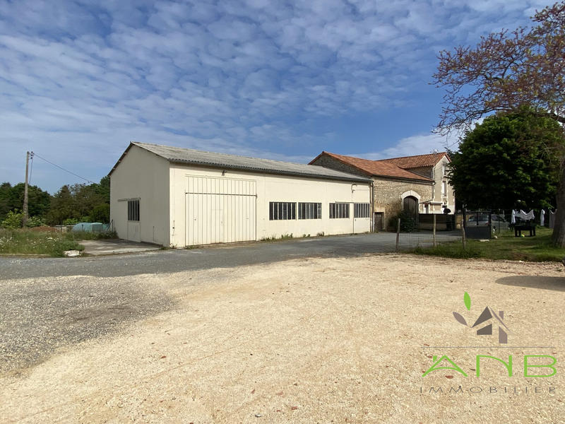 Maison - 213 m² - 5 pièces