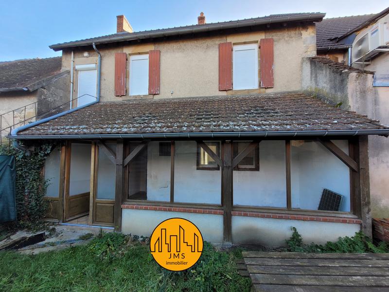 Maison de village - 95 m² - 5 pièces