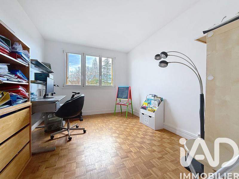 Appartement - 77 m² - 4 pièces