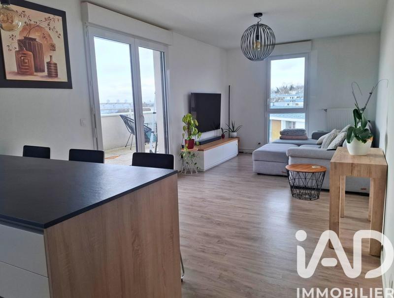 Appartement - 90 m² - 4 pièces
