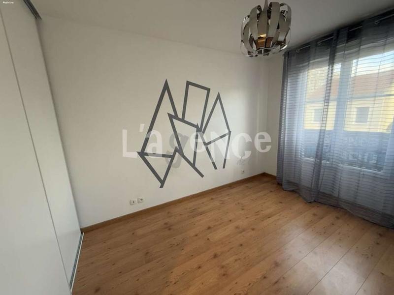 Appartement - 83 m² - 4 pièces