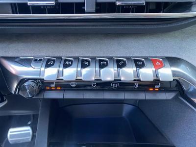 Peugeot 3008 II 1.6 Hybrid4 300 E-Eat8 Gt