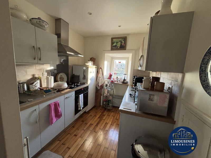 Maison - 224 m² - 8 pièces