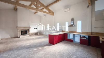 Maison - 180 m² - 5 pièces