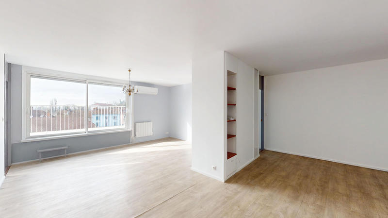 Appartement - 104 m² - 5 pièces