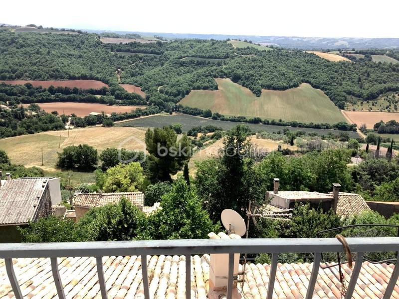 Maison - 122 m² - 7 pièces