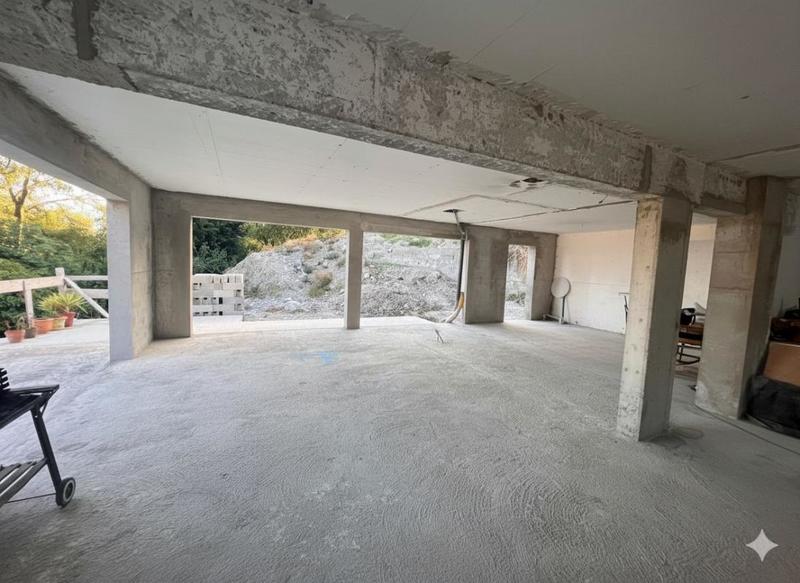 Propriété - 150 m² - 5 pièces