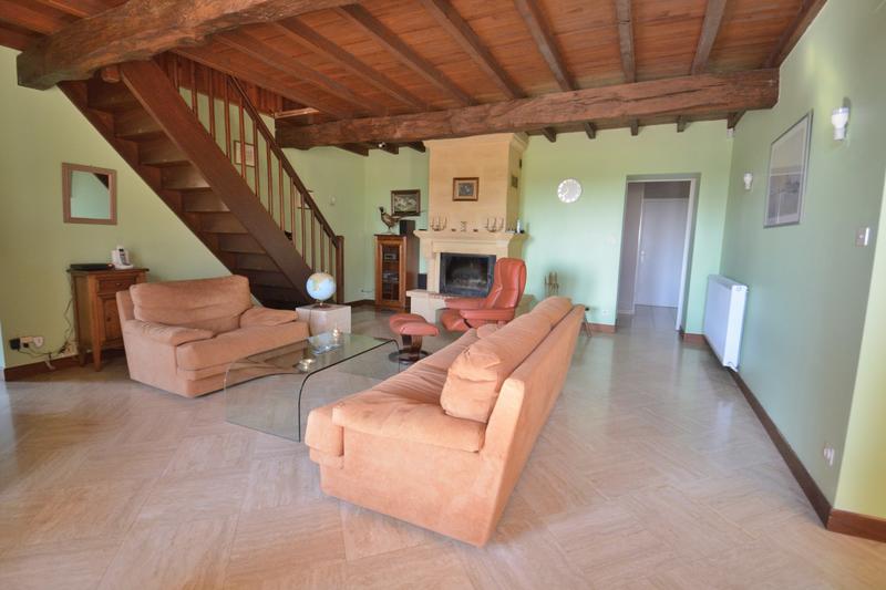 Maison - 166 m² - 6 pièces