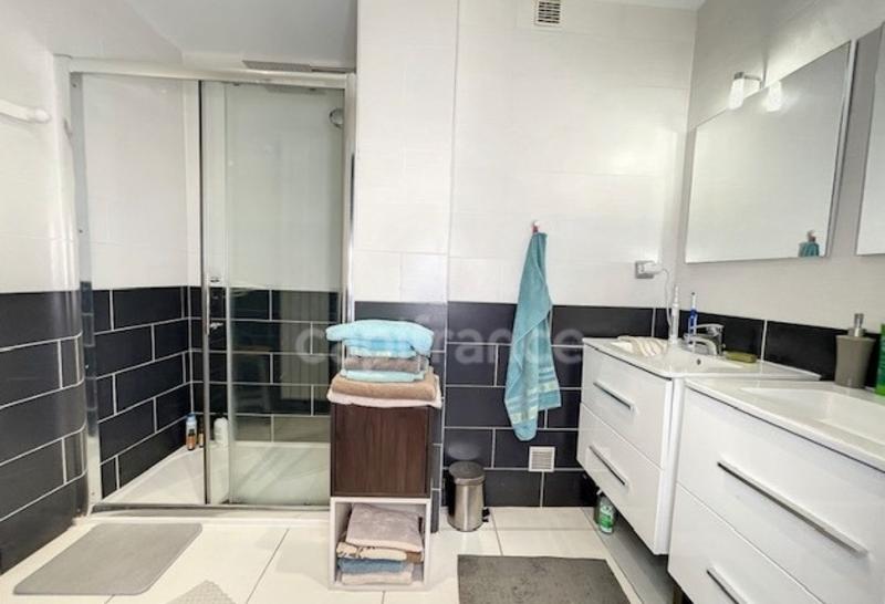 Appartement - 123 m² - 6 pièces