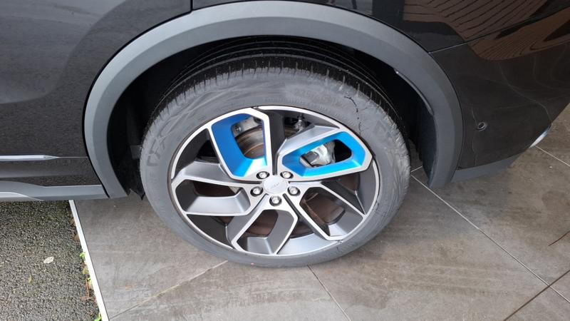 Lynk &amp; Co 01 1.5 261ch Hybride Rechargeable