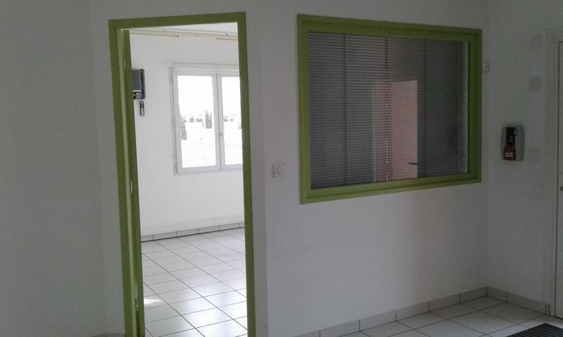 Bureau - 220 m²