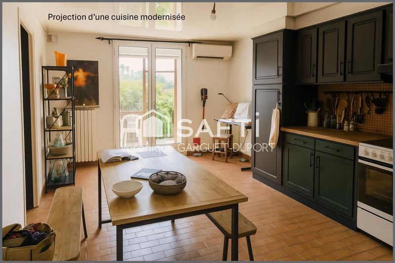 Maison - 202 m² - 5 pièces