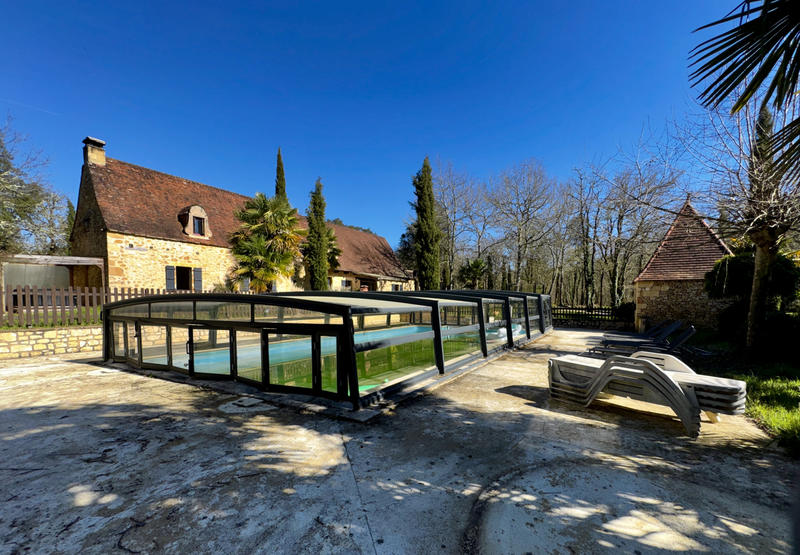 Maison - 228 m² - 7 pièces