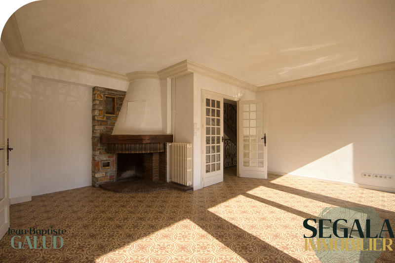 Appartement - 92 m² - 5 pièces