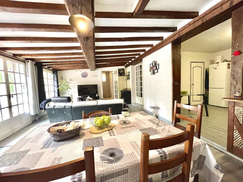 Maison - 163 m² - 7 pièces