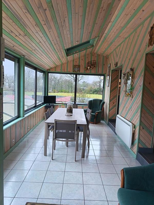 Maison - 143 m² - 9 pièces