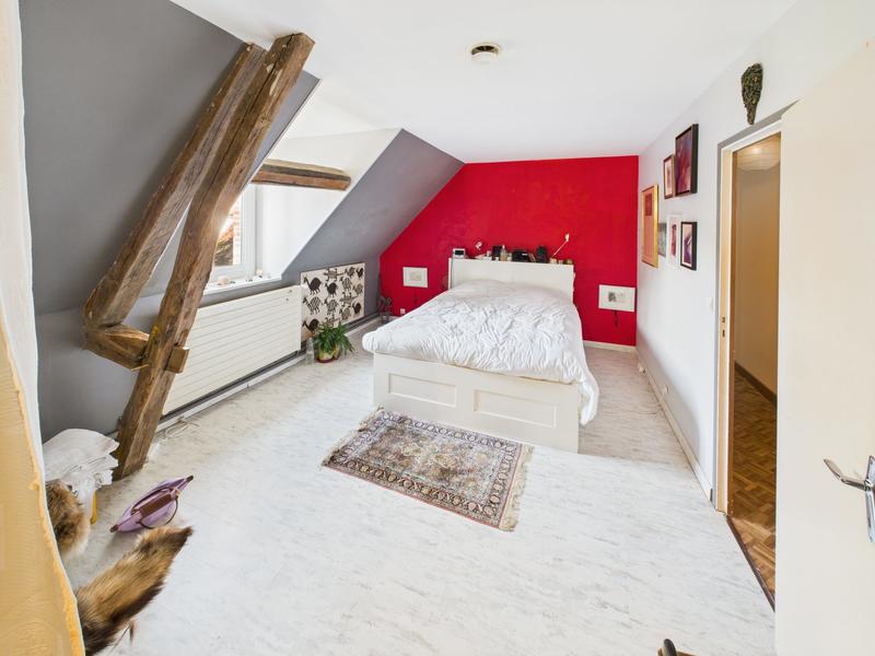 Maison - 336 m² - 12 pièces