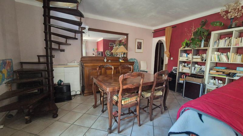 Maison - 98 m² - 5 pièces